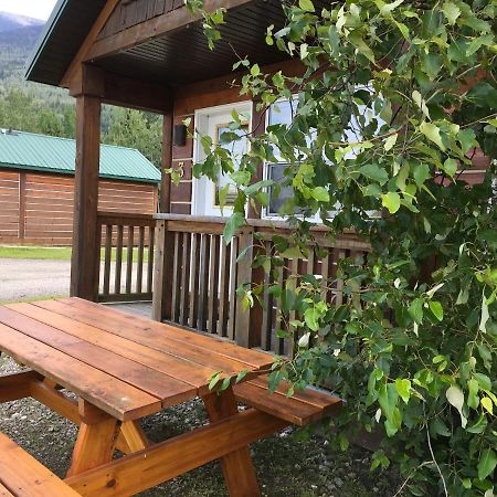 Beaver Creek Lodge And Cabins McBride Εξωτερικό φωτογραφία
