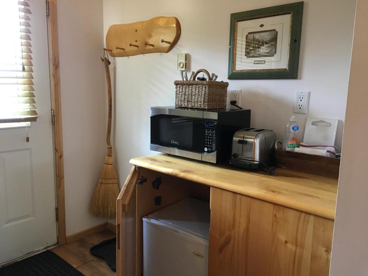 Beaver Creek Lodge And Cabins McBride Εξωτερικό φωτογραφία